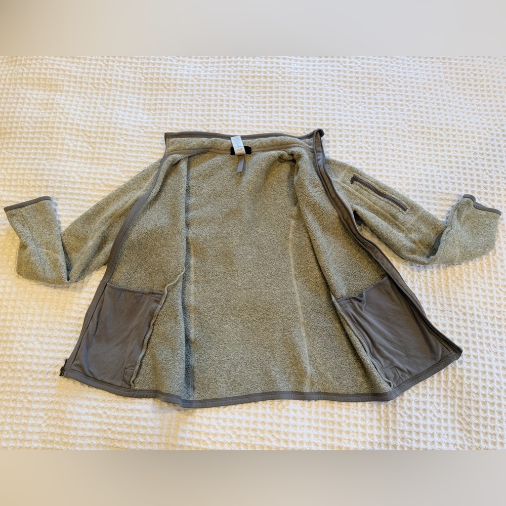 Women’s Patagonia Better Sweater, Med, Grey - Picture 14 of 16